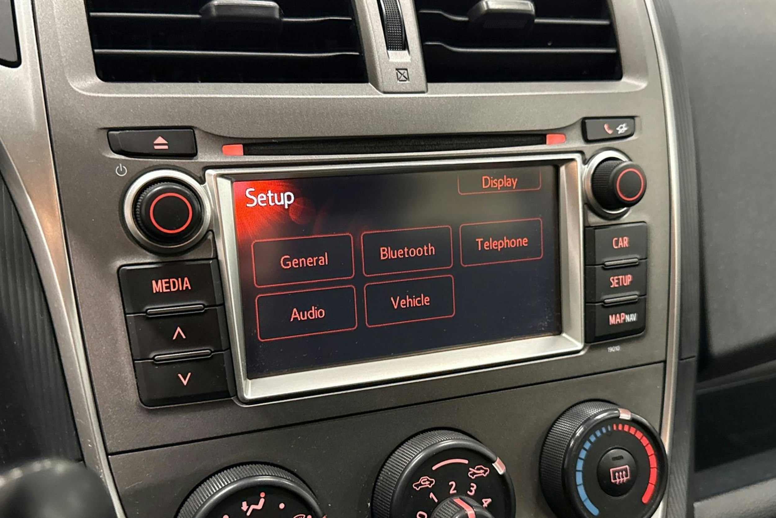 hopea Toyota Verso-S 2011 kuva 22.