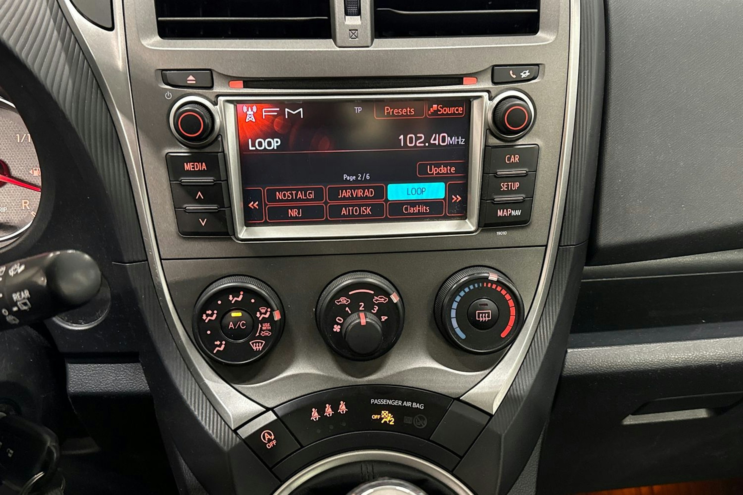 hopea Toyota Verso-S 2011 kuva 24.