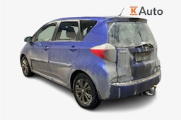 sininen Toyota Verso-S 2011 kuva 2.