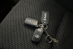 sininen Toyota Verso-S 2011 kuva 25.