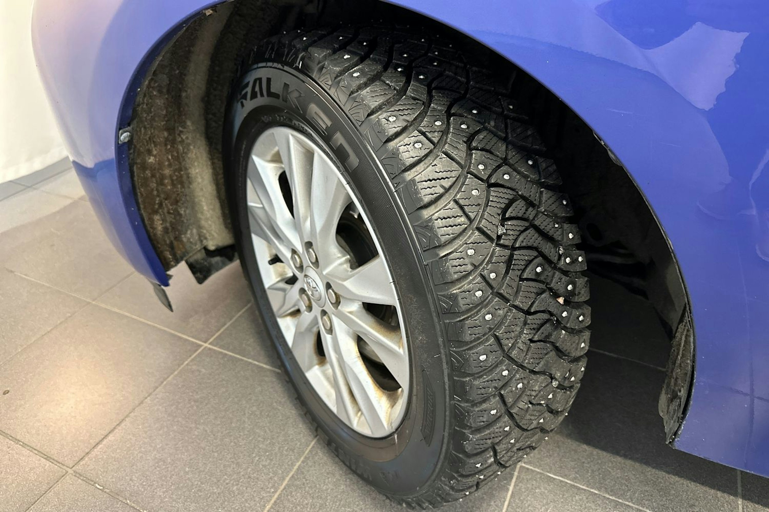 sininen Toyota Verso-S 2011 kuva 27.