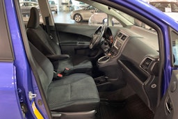 sininen Toyota Verso-S 2013 kuva 16.