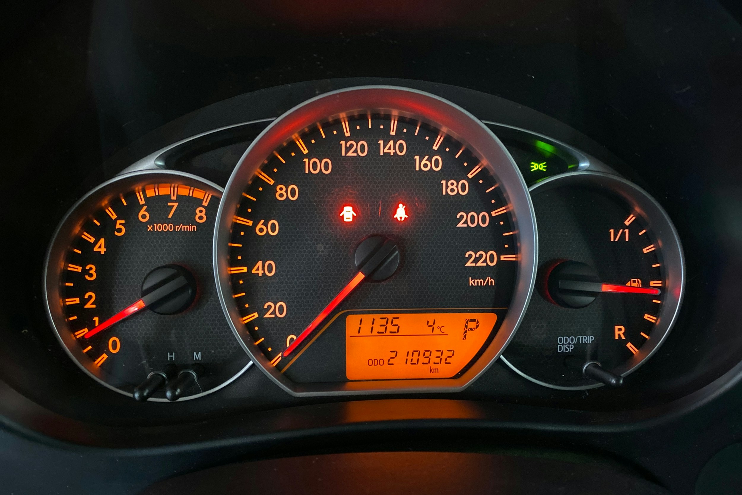 sininen Toyota Verso-S 2013 kuva 19.