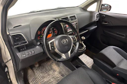hopea Toyota Verso-S 2013 kuva 3.