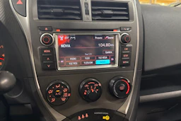 hopea Toyota Verso-S 2013 kuva 5.