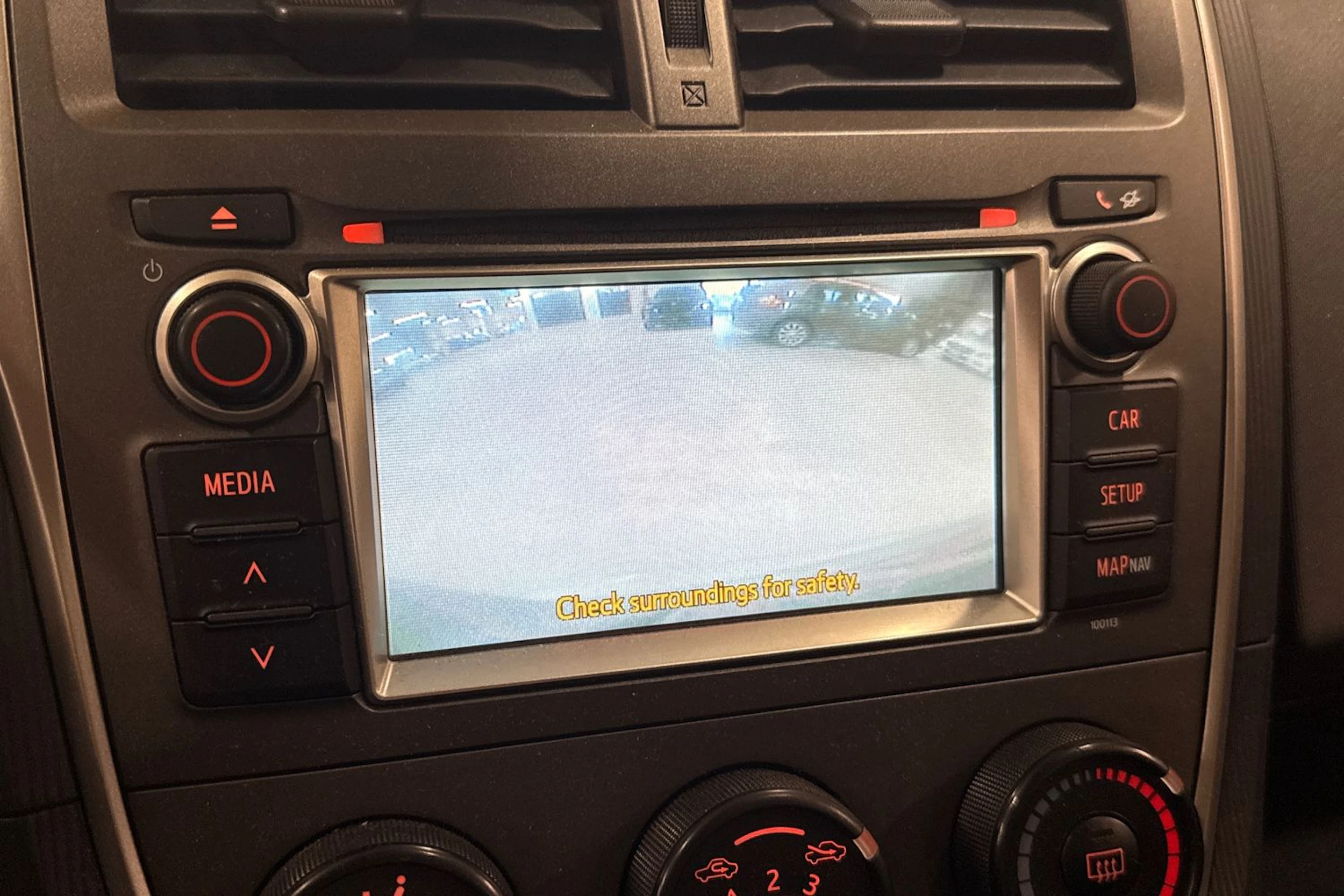 hopea Toyota Verso-S 2013 kuva 6.
