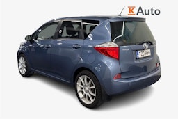 sininen Toyota Verso-S 2014 kuva 2.