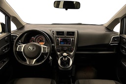 sininen Toyota Verso-S 2014 kuva 7.