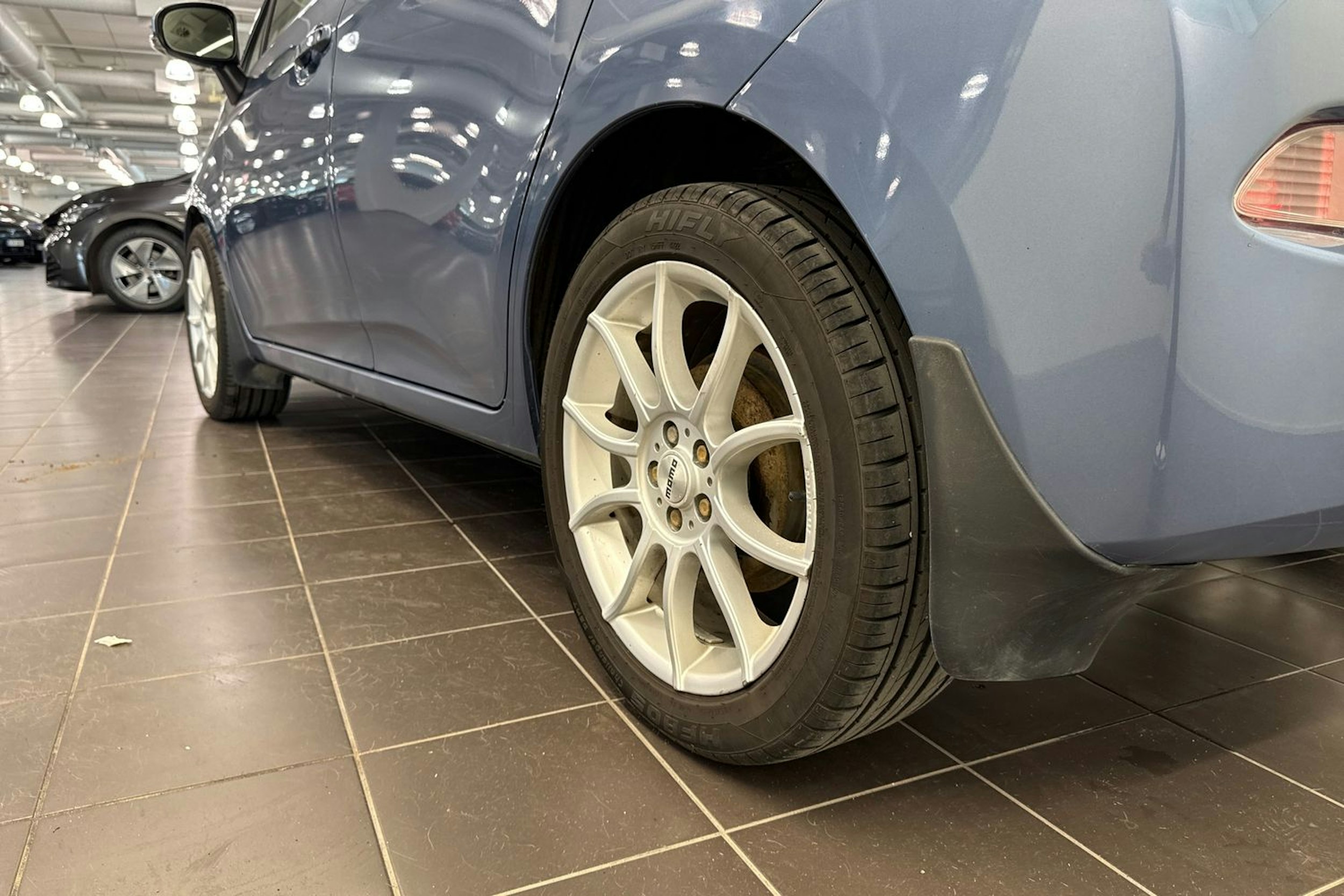 sininen Toyota Verso-S 2014 kuva 10.