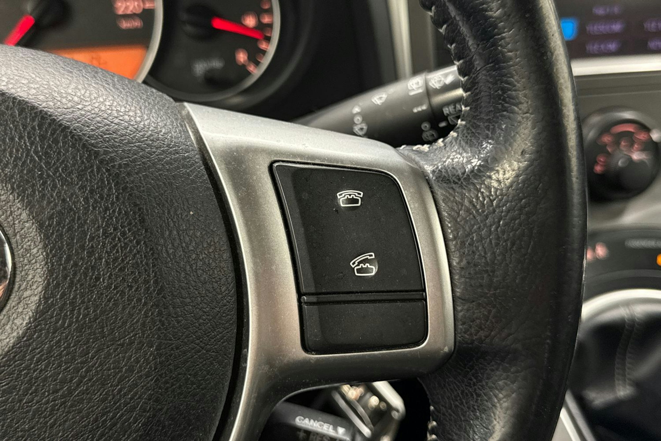 sininen Toyota Verso-S 2014 kuva 17.