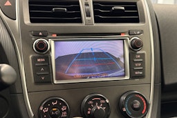 sininen Toyota Verso-S 2014 kuva 21.