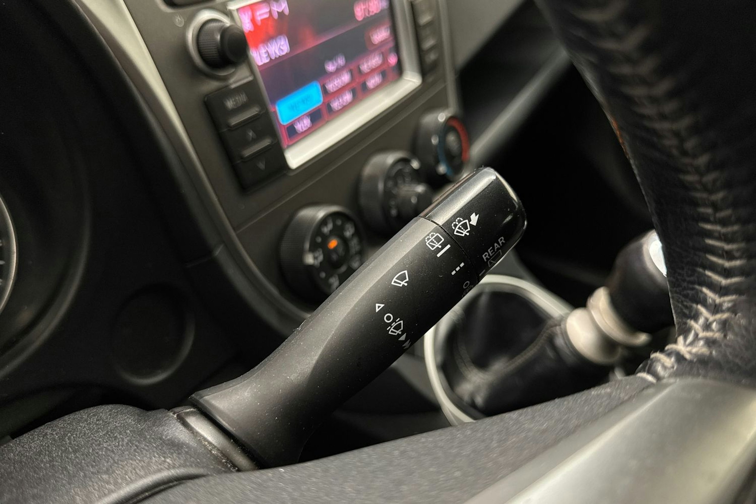 sininen Toyota Verso-S 2014 kuva 24.