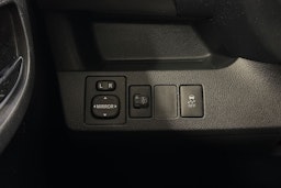sininen Toyota Verso-S 2014 kuva 25.