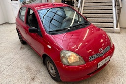 Punainen Toyota Yaris 1999 kuva 20.