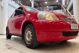 Punainen Toyota Yaris 1999 kuva 21.