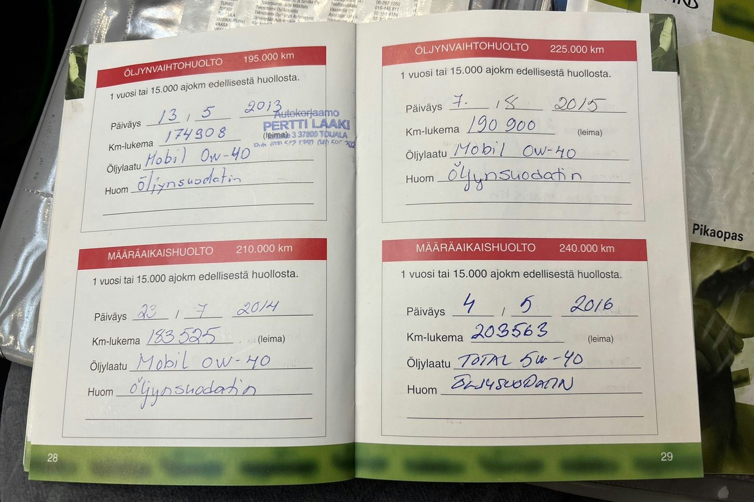 Punainen Toyota Yaris 1999 kuva 34.