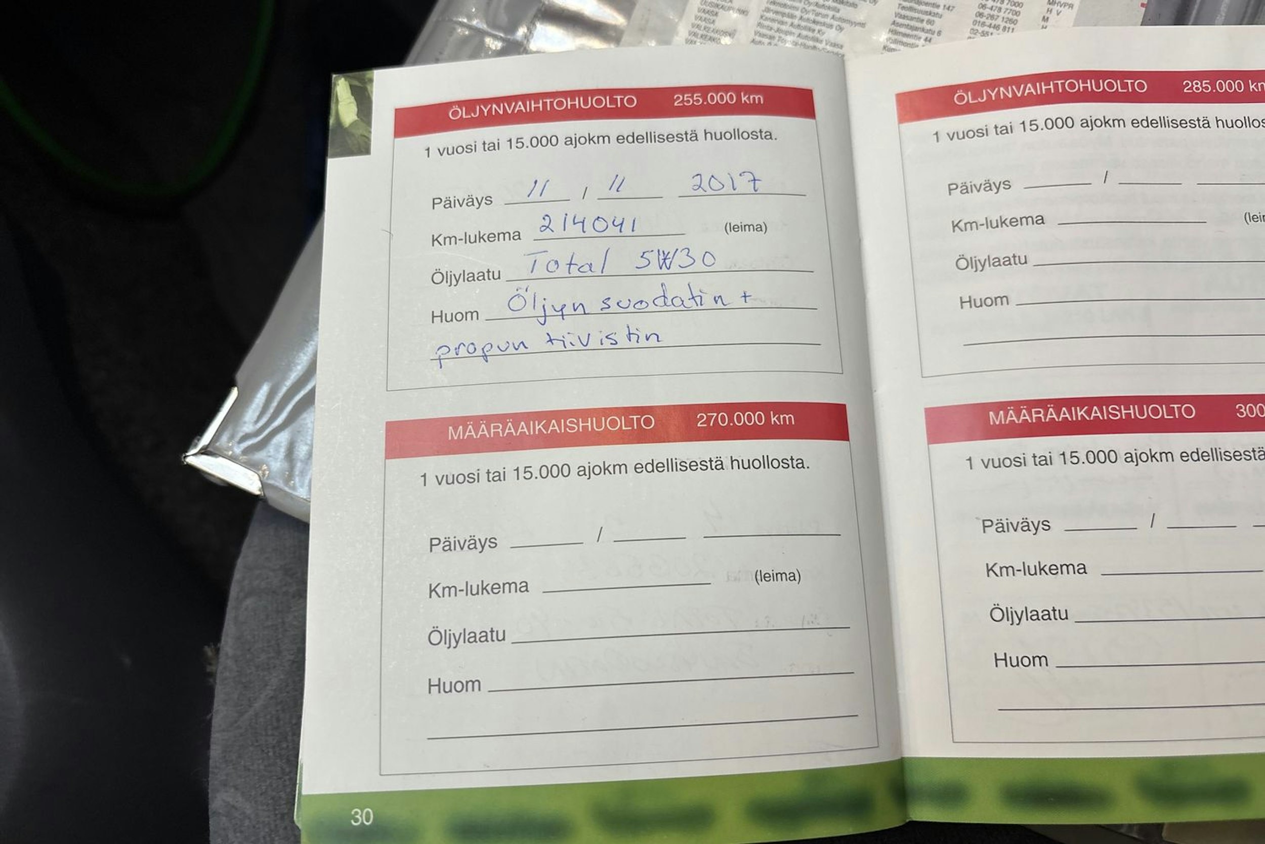 Punainen Toyota Yaris 1999 kuva 35.