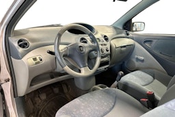 hopea Toyota Yaris 2002 kuva 7.