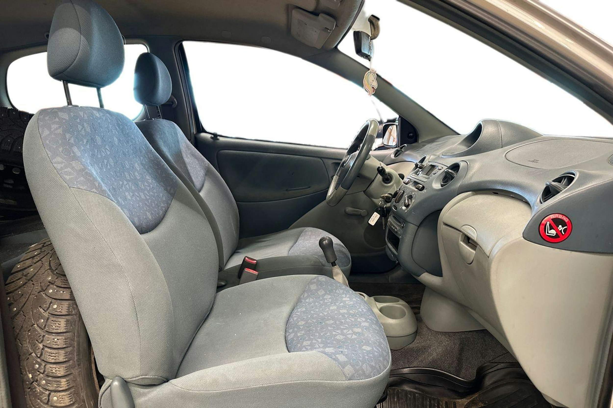 hopea Toyota Yaris 2002 kuva 10.