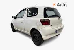 valkoinen Toyota Yaris 2002 kuva 2.