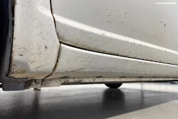 valkoinen Toyota Yaris 2002 kuva 21.