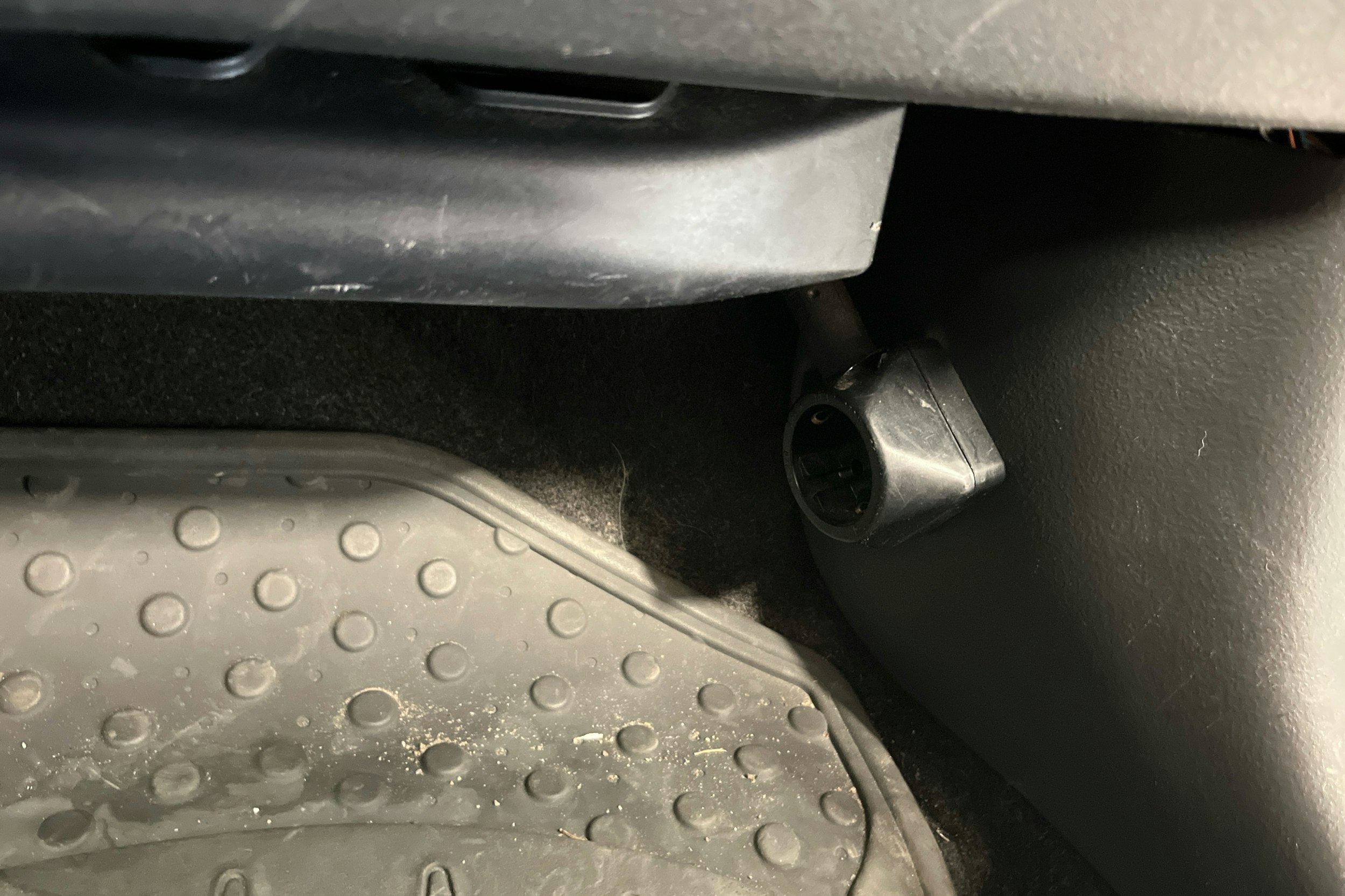 punainen Toyota Yaris 2003 kuva 14.