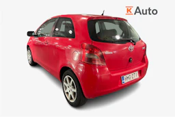 Punainen Toyota Yaris 2006 kuva 2.