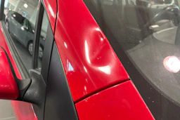 Punainen Toyota Yaris 2006 kuva 18.