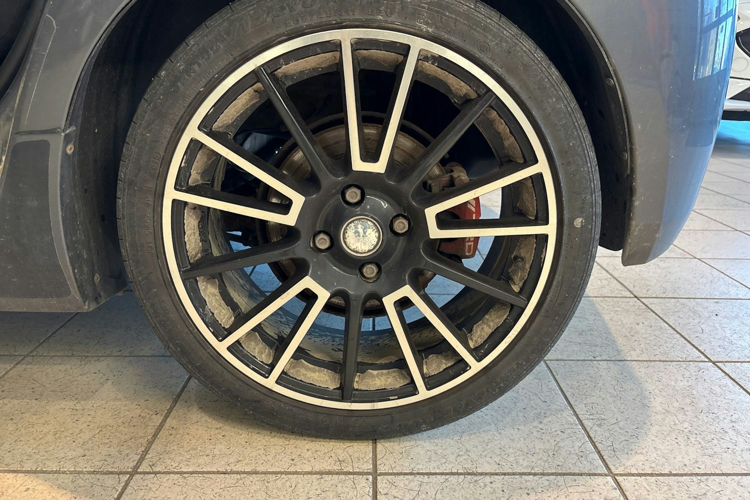 Harmaa Toyota Yaris 2007 kuva 9.