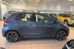Harmaa Toyota Yaris 2007 kuva 12.