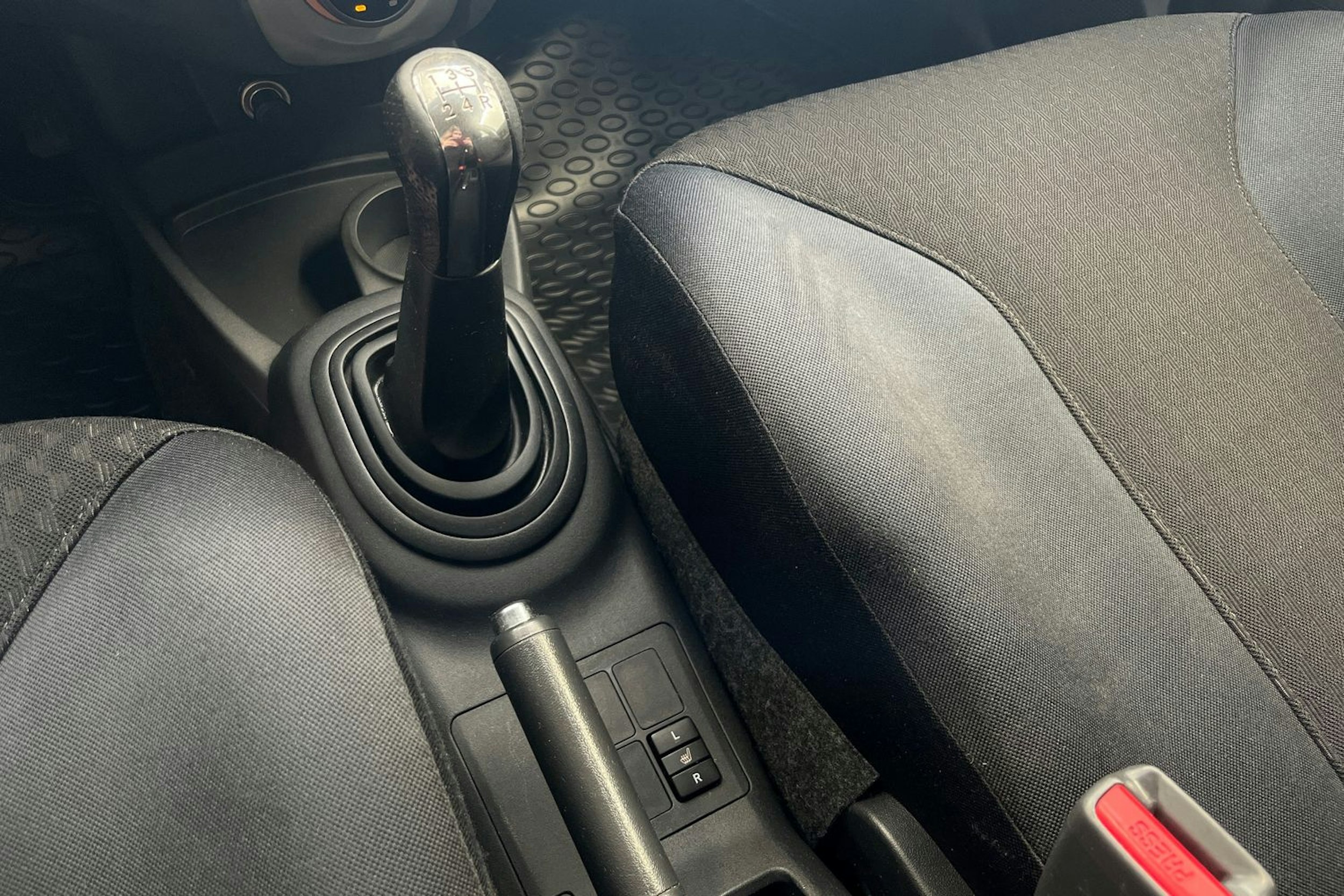 harmaa Toyota Yaris 2008 kuva 24.