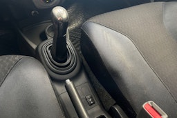 harmaa Toyota Yaris 2008 kuva 24.