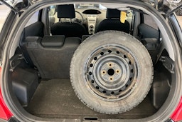Musta Toyota Yaris 2008 kuva 14.