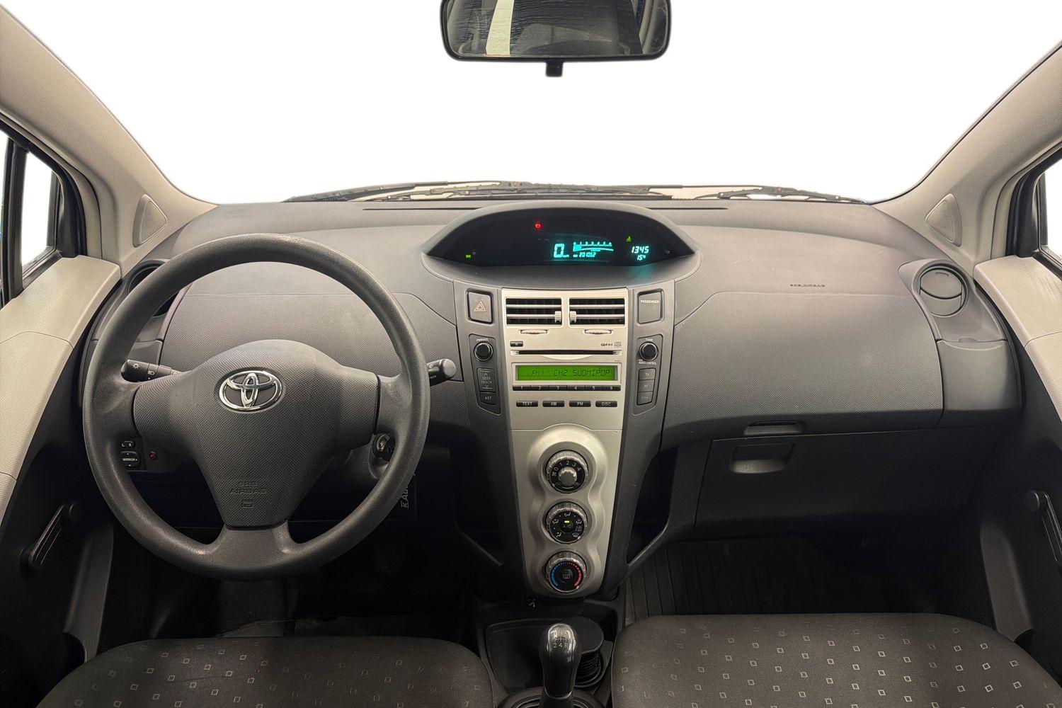 Toyota Yaris 1,3 VVT-i Linea Terra 5ov 2008, bild 7/18