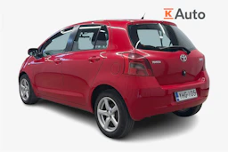 punainen Toyota Yaris 2008 kuva 3.