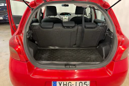 punainen Toyota Yaris 2008 kuva 26.