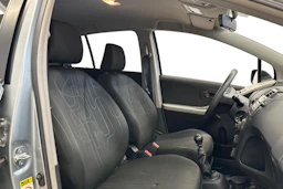 hopea Toyota Yaris 2009 kuva 7.