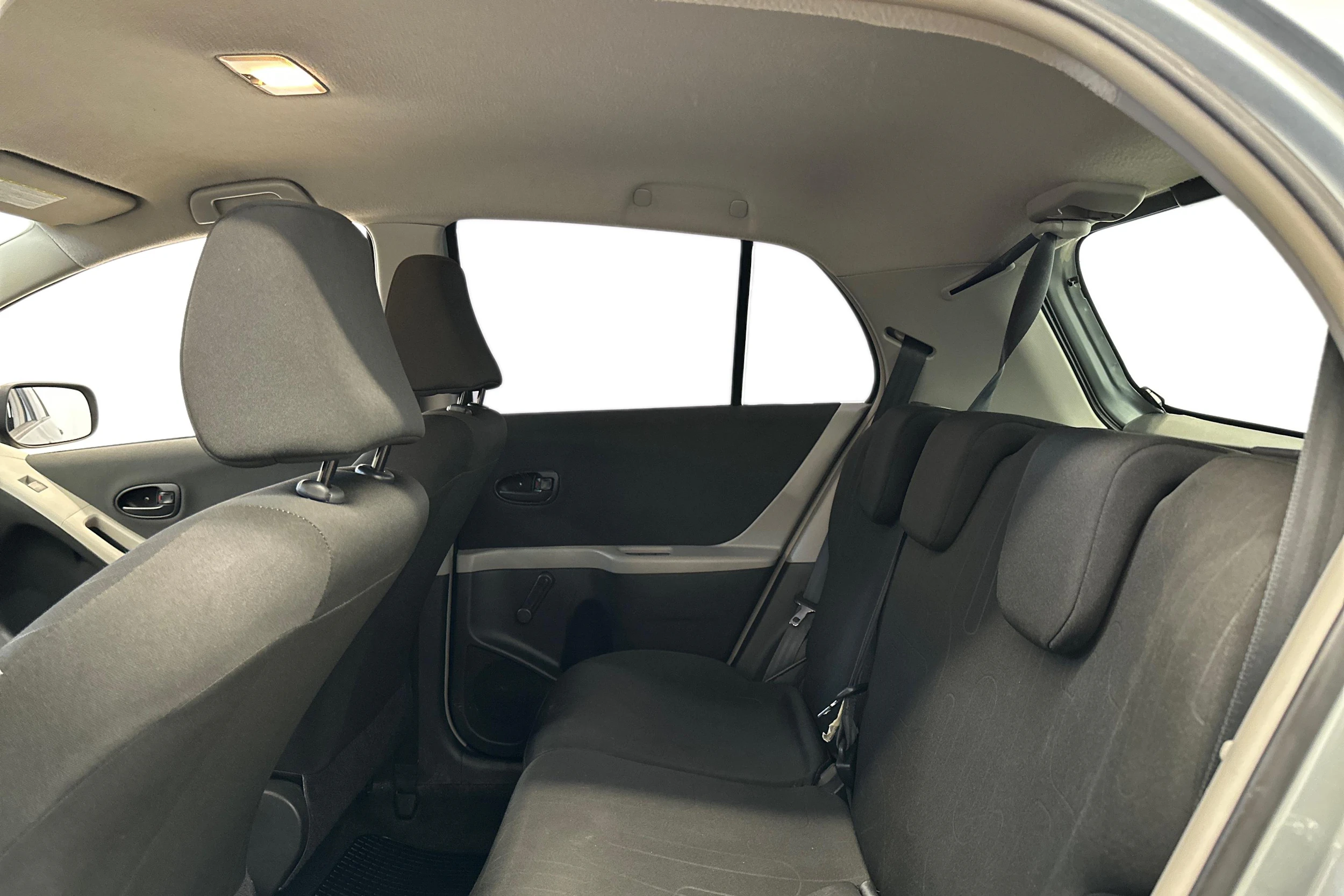hopea Toyota Yaris 2009 kuva 8.
