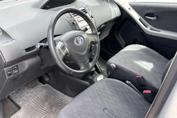 hopea Toyota Yaris 2009 kuva 3.
