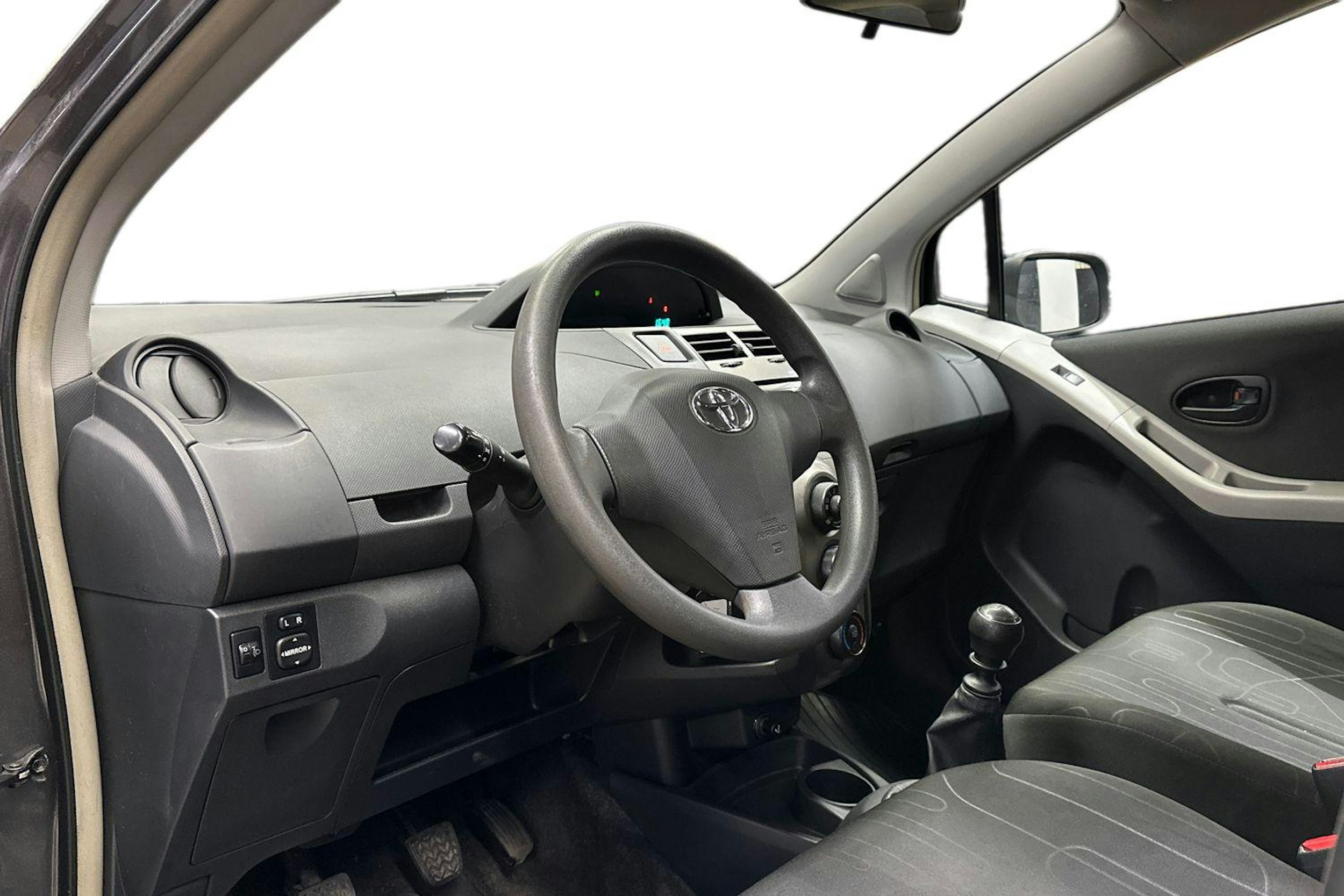 harmaa Toyota Yaris 2009 kuva 7.