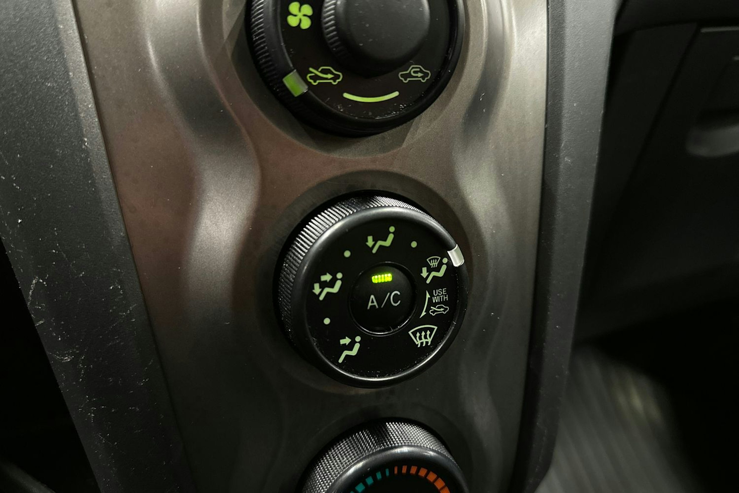 harmaa Toyota Yaris 2009 kuva 17.