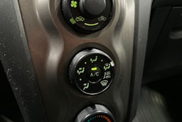 harmaa Toyota Yaris 2009 kuva 17.