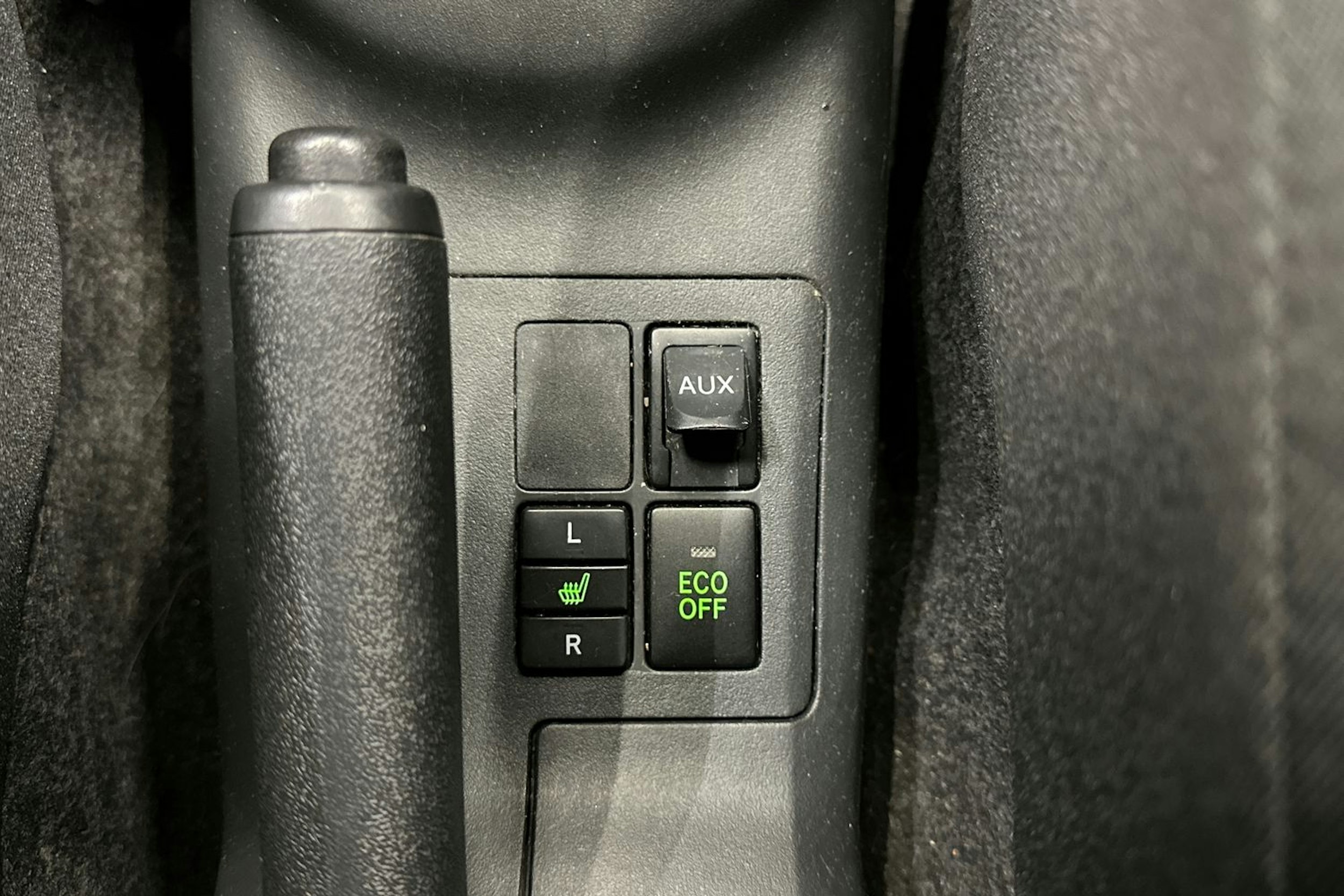 harmaa Toyota Yaris 2009 kuva 19.