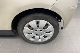 hopea Toyota Yaris 2010 kuva 10.