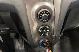 hopea Toyota Yaris 2010 kuva 13.