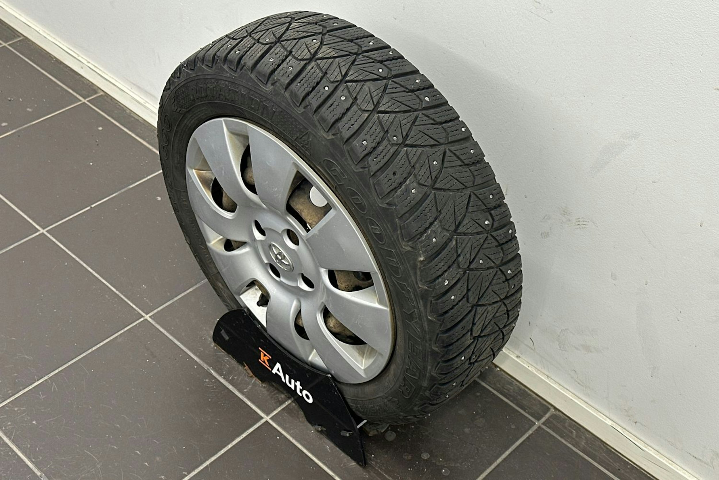 Hopea Toyota Yaris 2010 kuva 21.