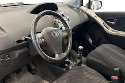 hopea Toyota Yaris 2011 kuva 7.
