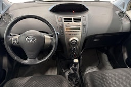 hopea Toyota Yaris 2011 kuva 9.