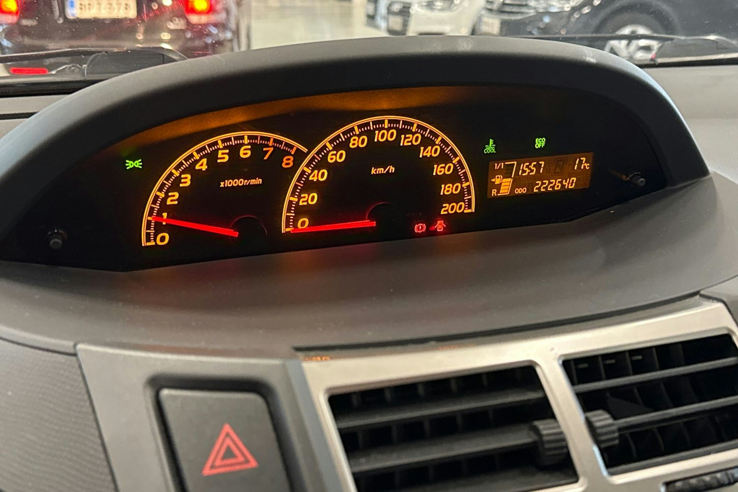 hopea Toyota Yaris 2011 kuva 18.