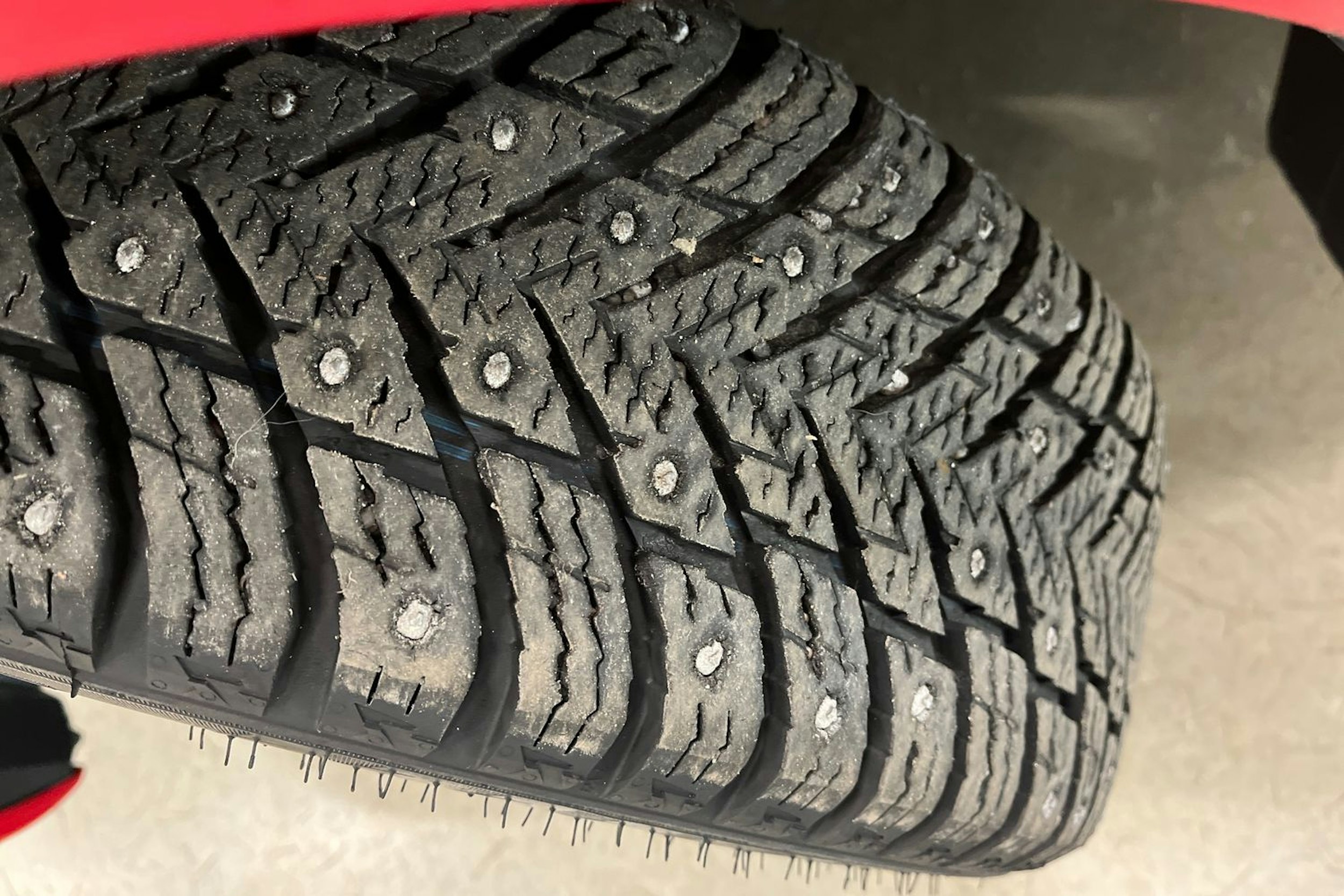 punainen Toyota Yaris 2011 kuva 13.